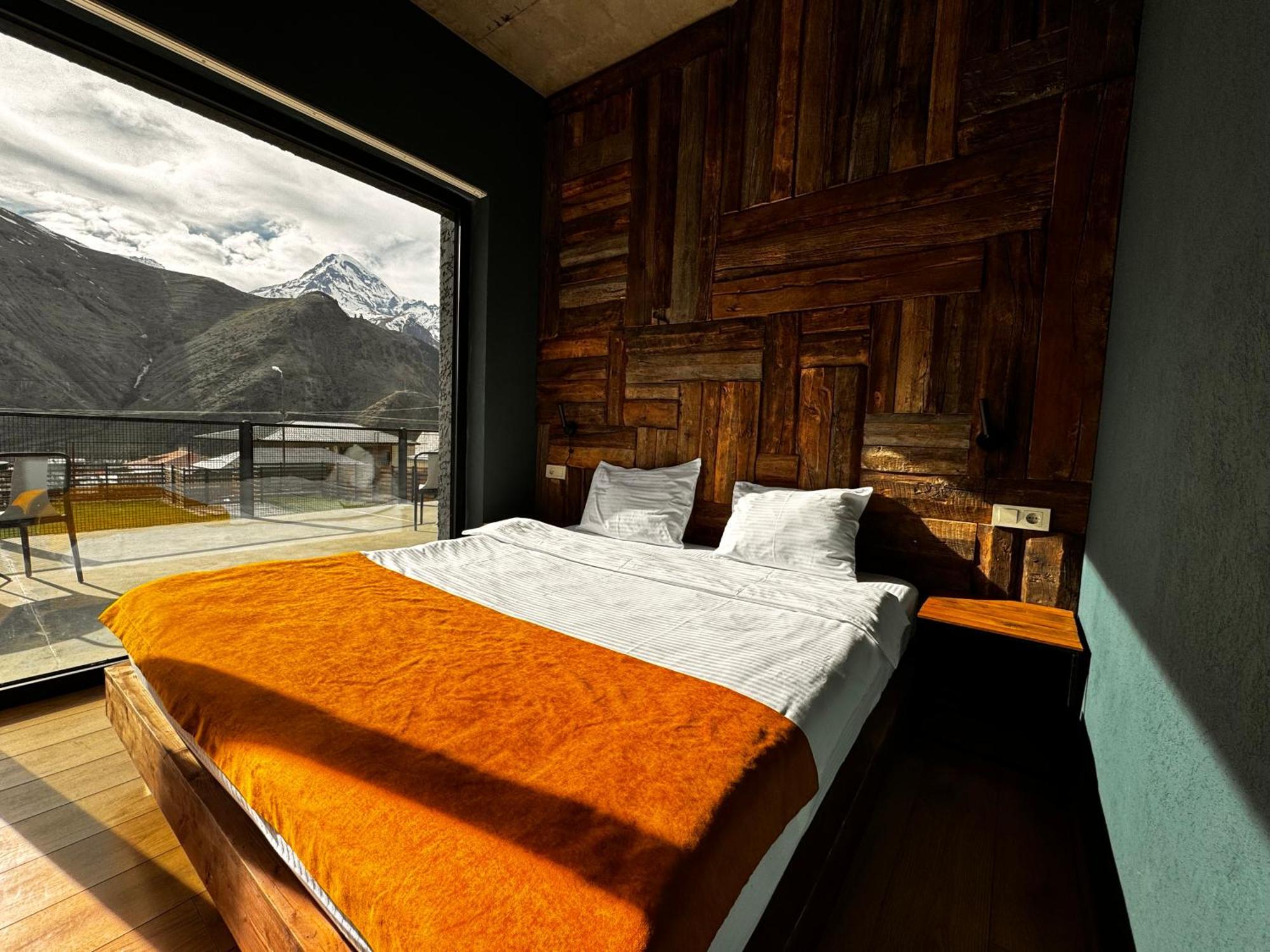 Hotel Misty Mountain Kazbegi Dış mekan fotoğraf